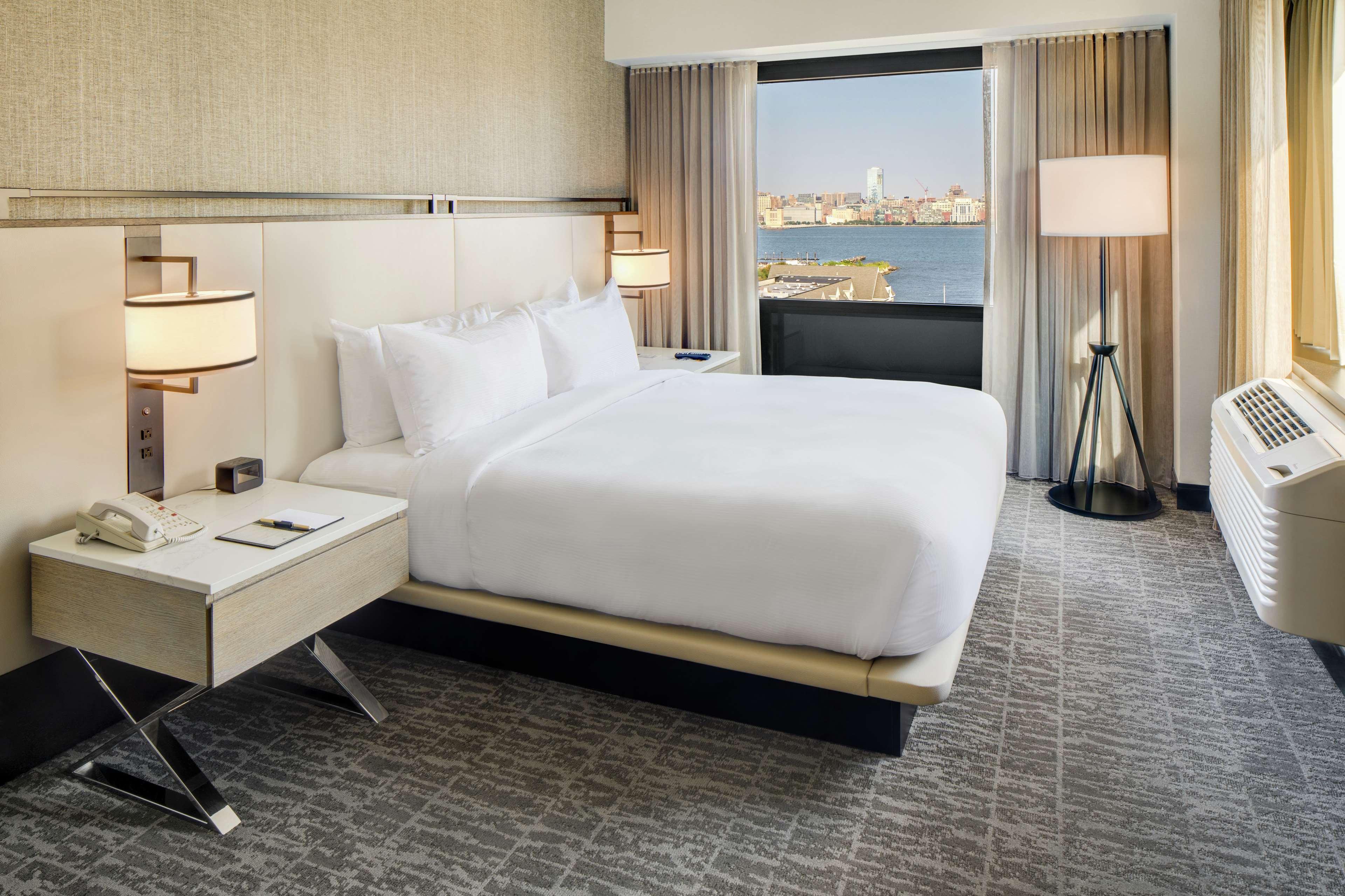 Hotel Doubletree By Hilton & Jersey