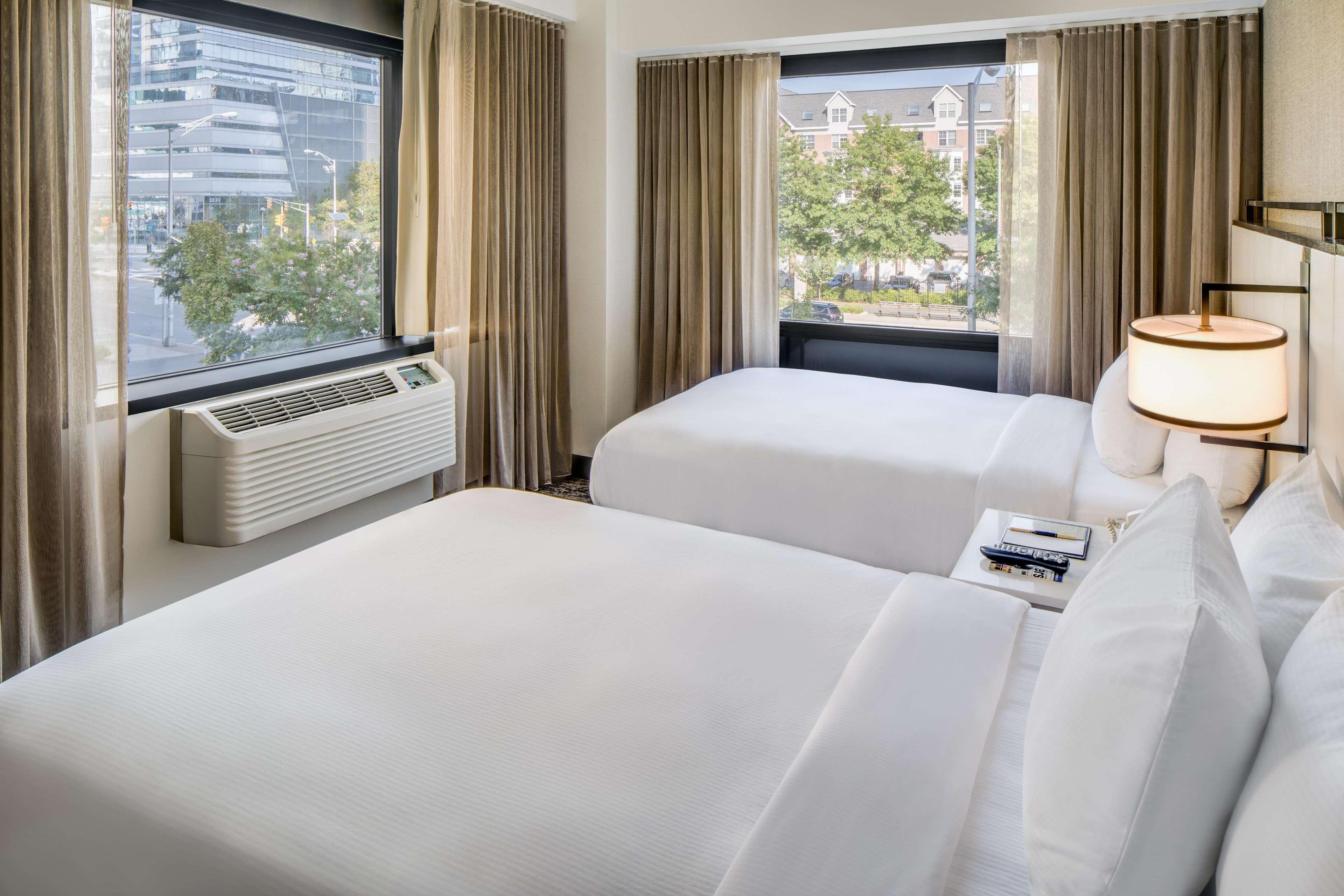 Hotel Doubletree By Hilton & Jersey Jersey City