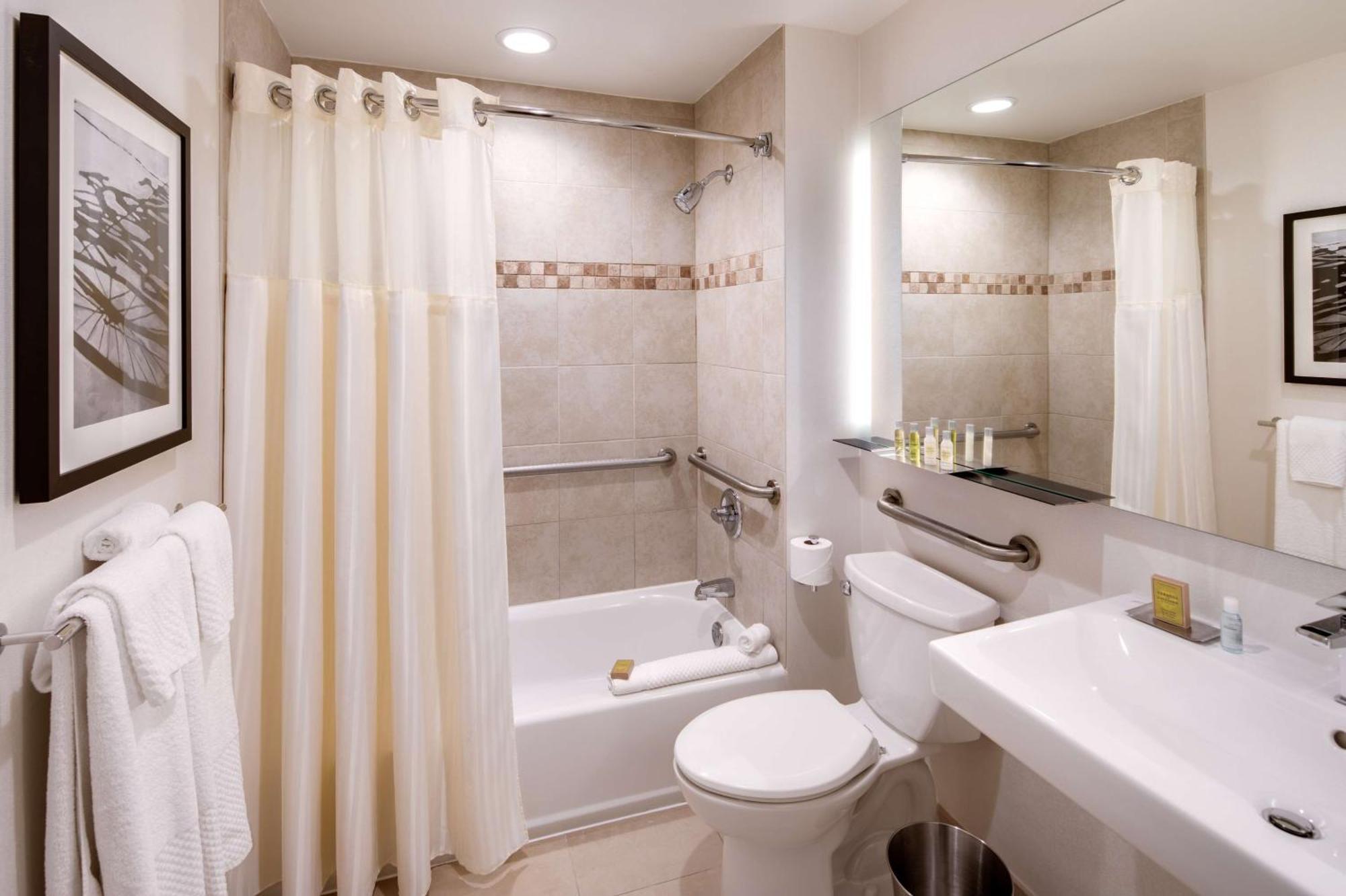 Hotel Doubletree By Hilton & Jersey 4*