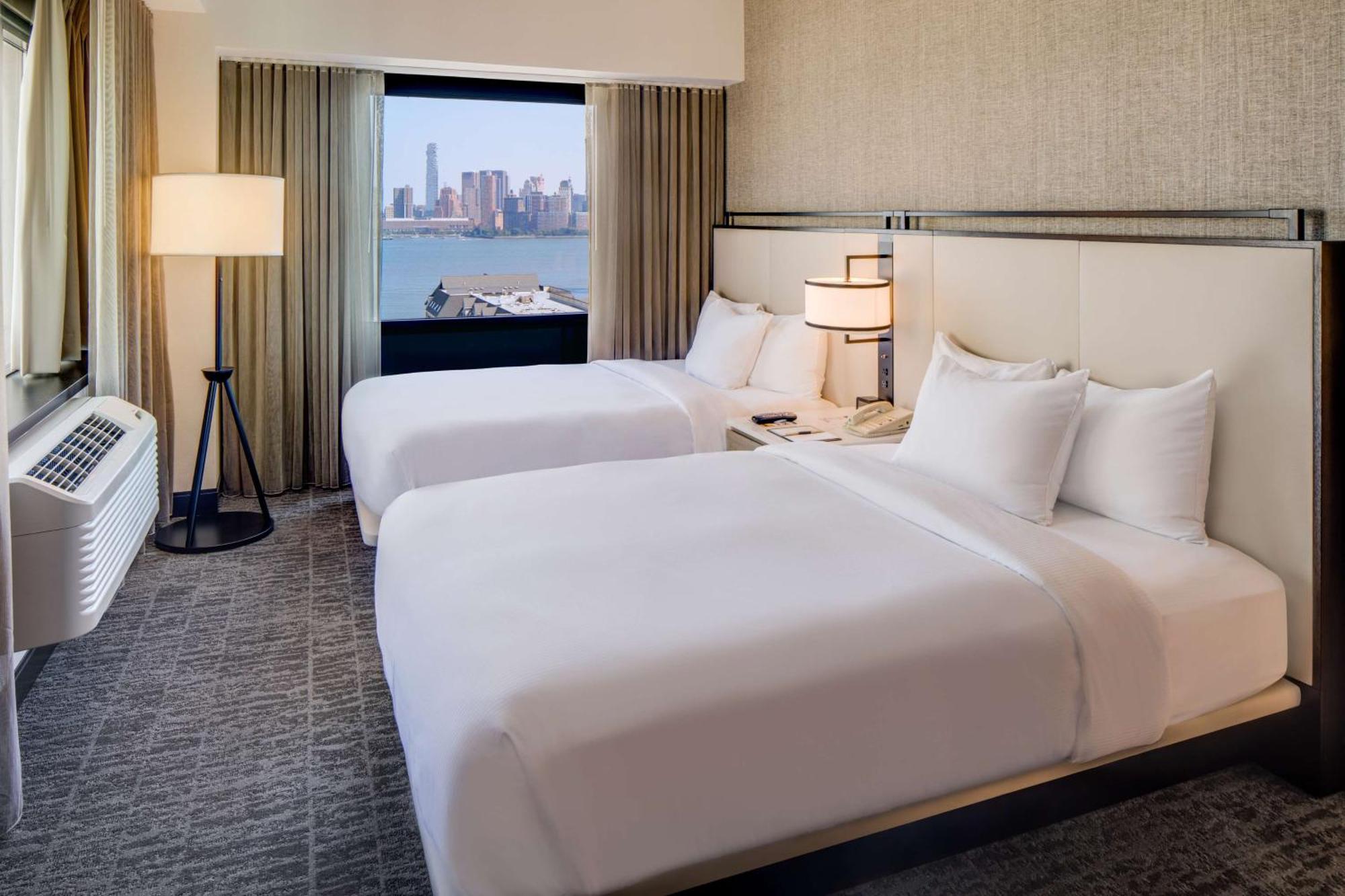 Doubletree By Hilton & Jersey Jersey City