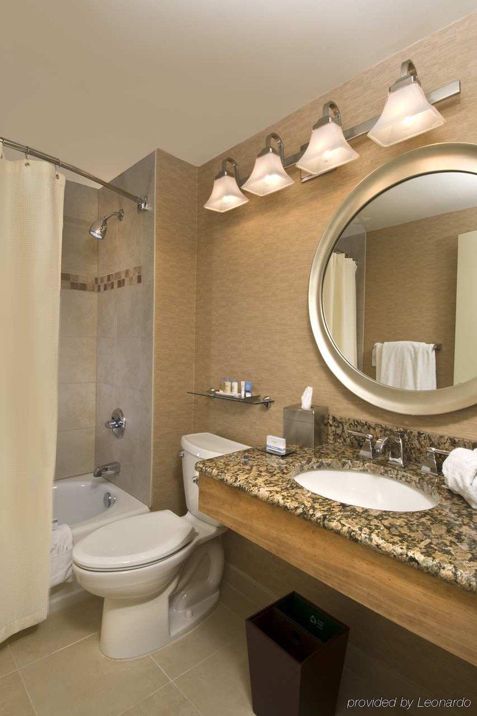 Doubletree By Hilton & Jersey Jersey City
