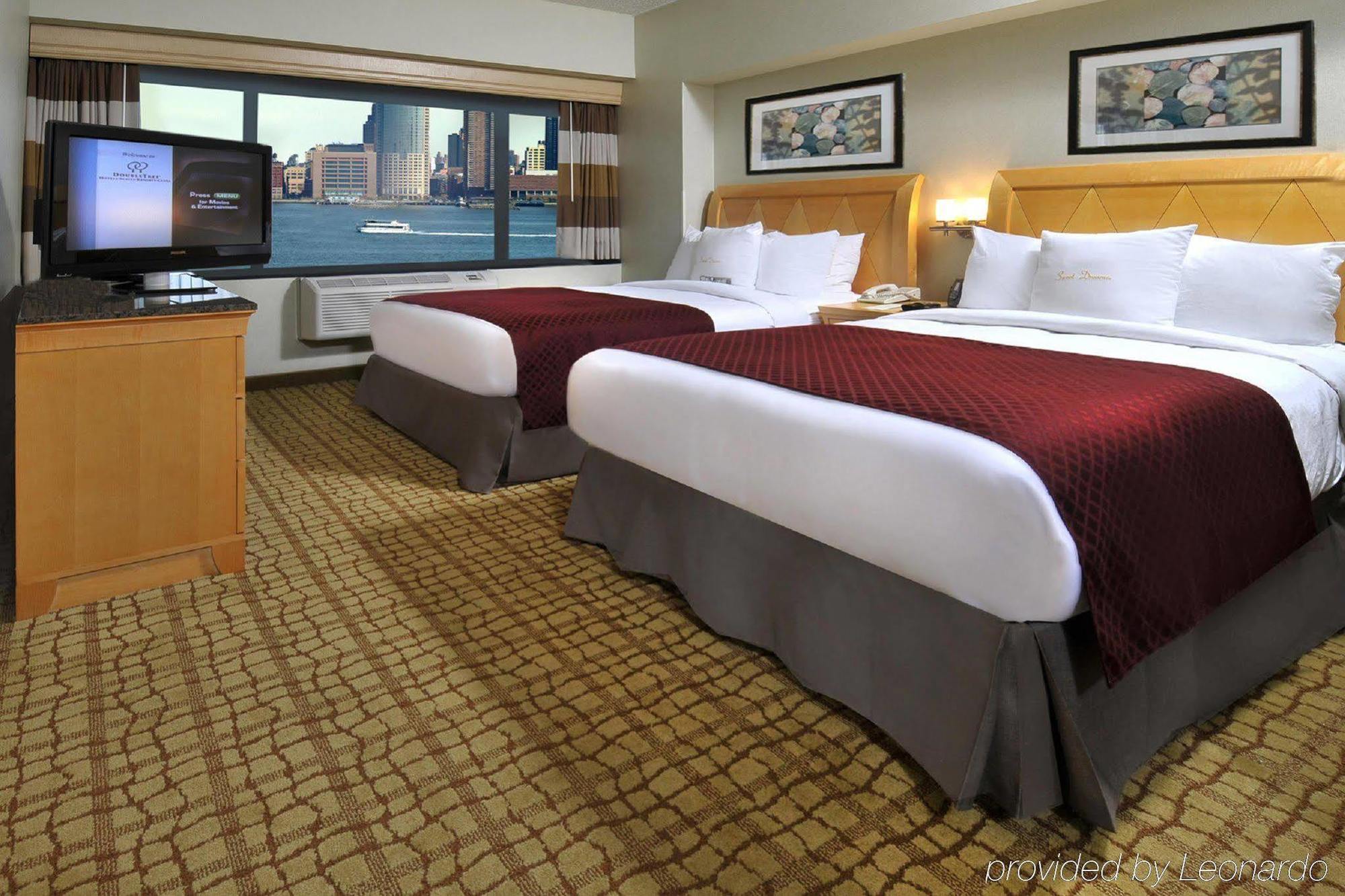 Doubletree By Hilton & Jersey 4*